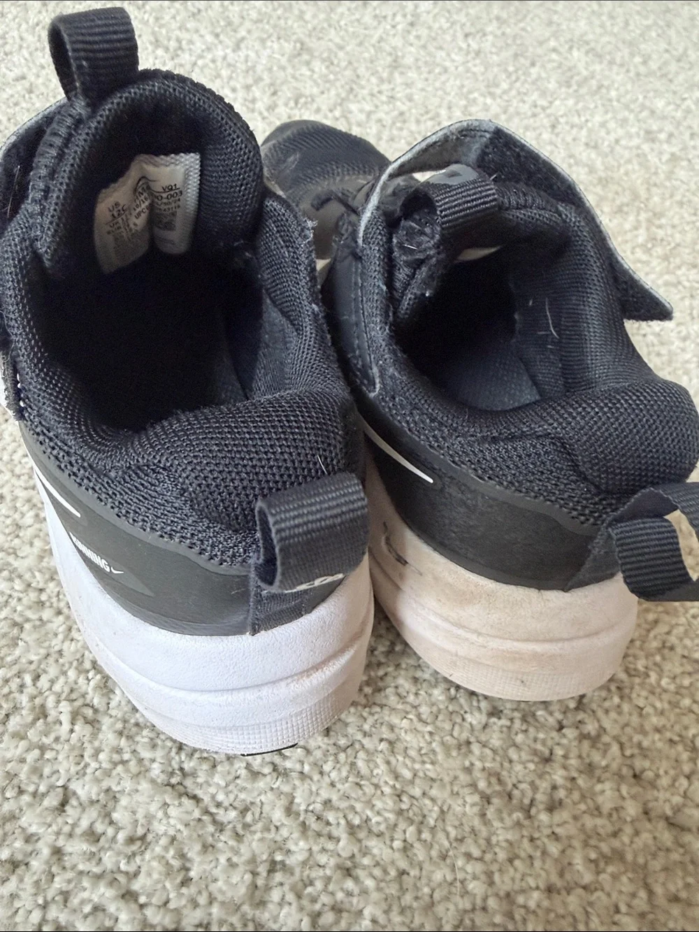 Nike Kids Black and White Velcro Athletic Sneakers (size 12C)